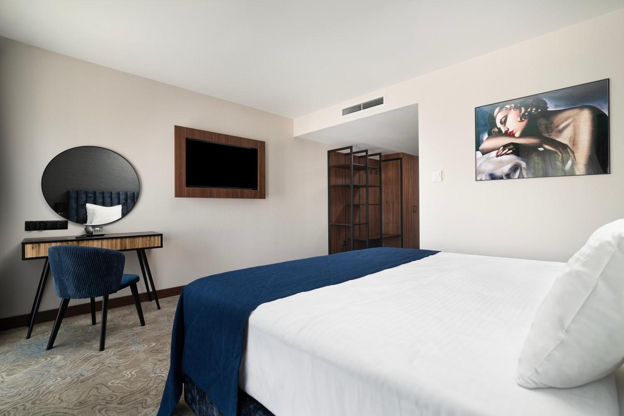 Focus Hotel Premium 루블린 외부 사진