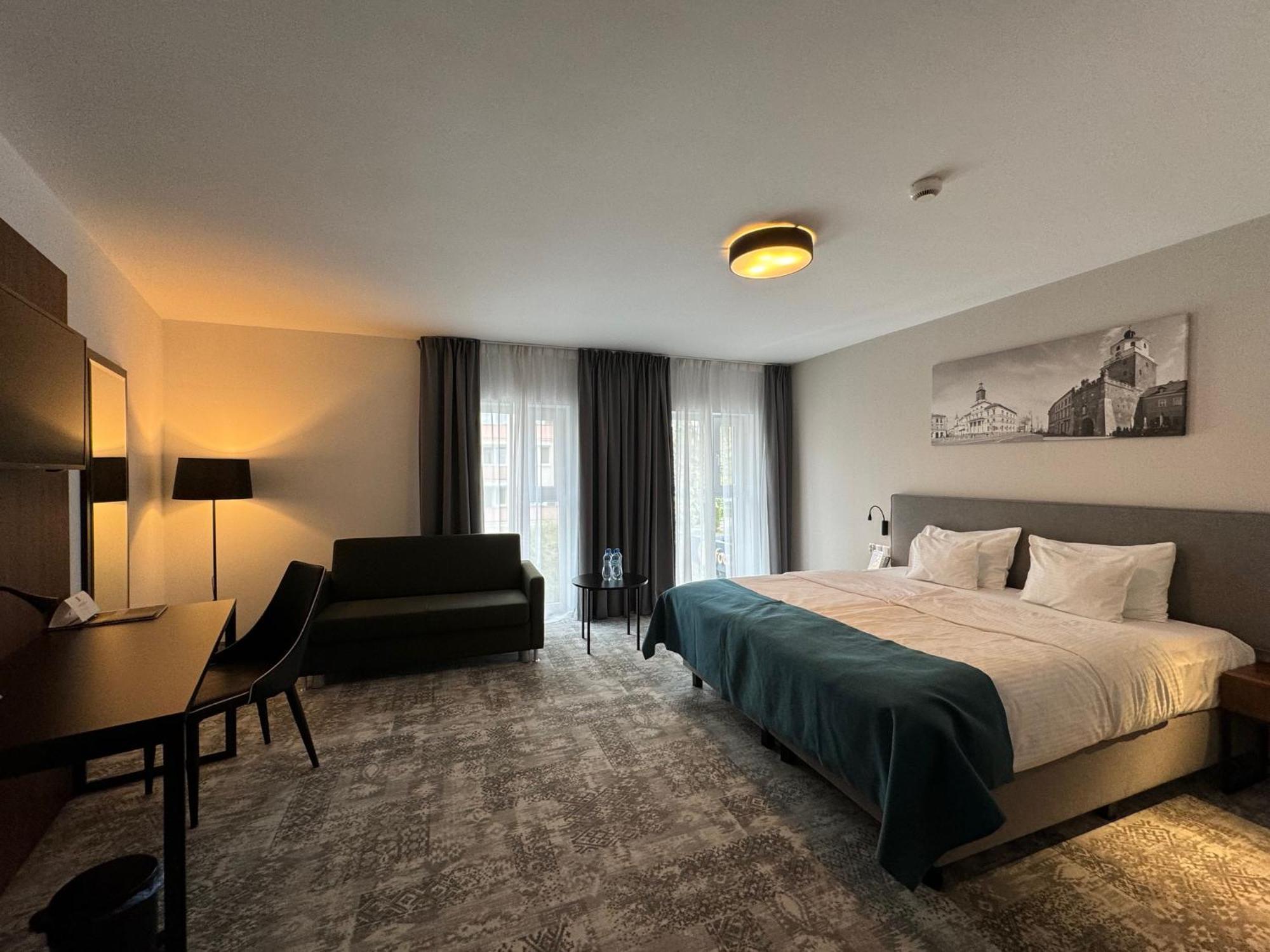 Focus Hotel Premium 루블린 외부 사진